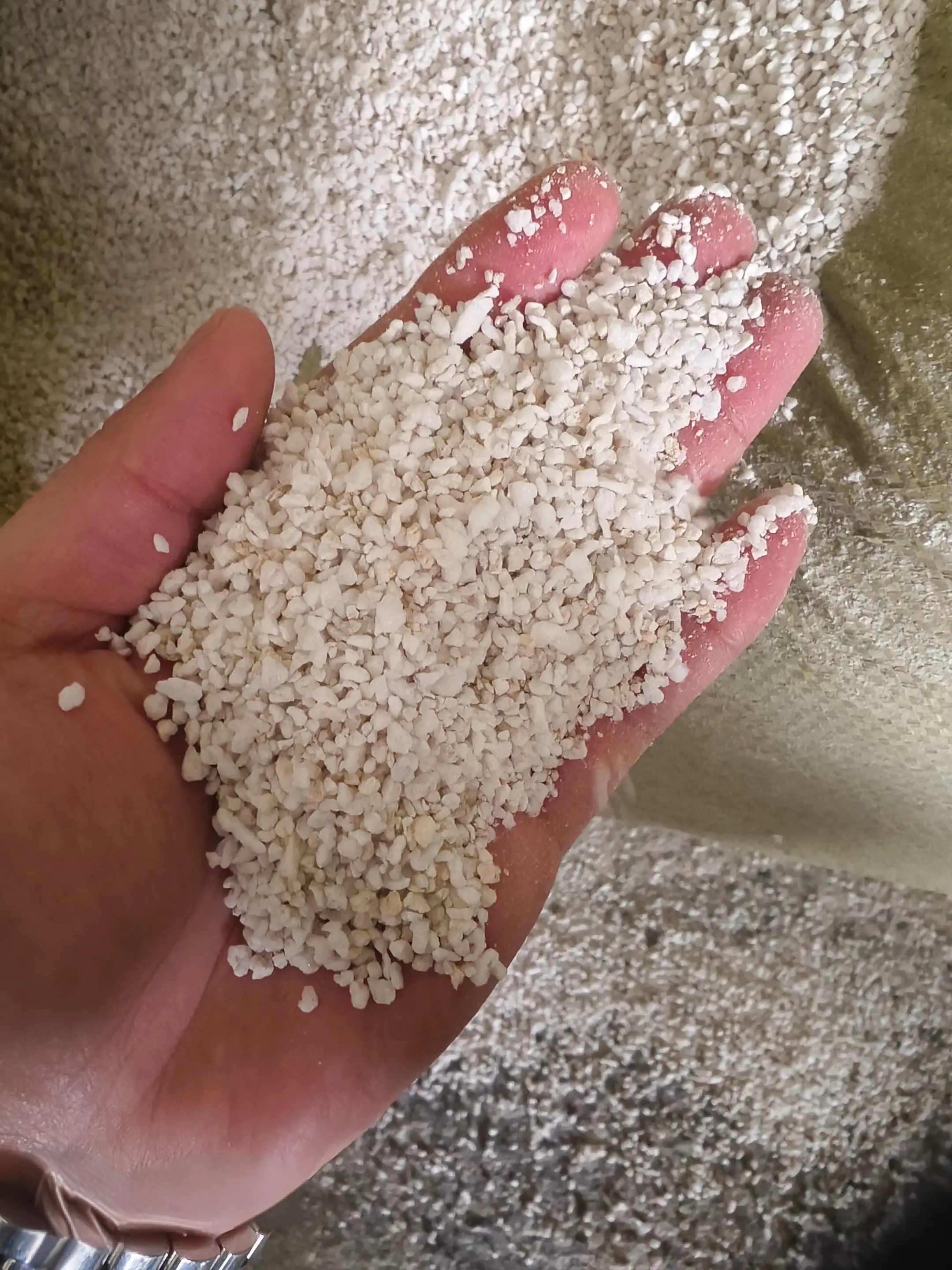 Horticulture perlite application